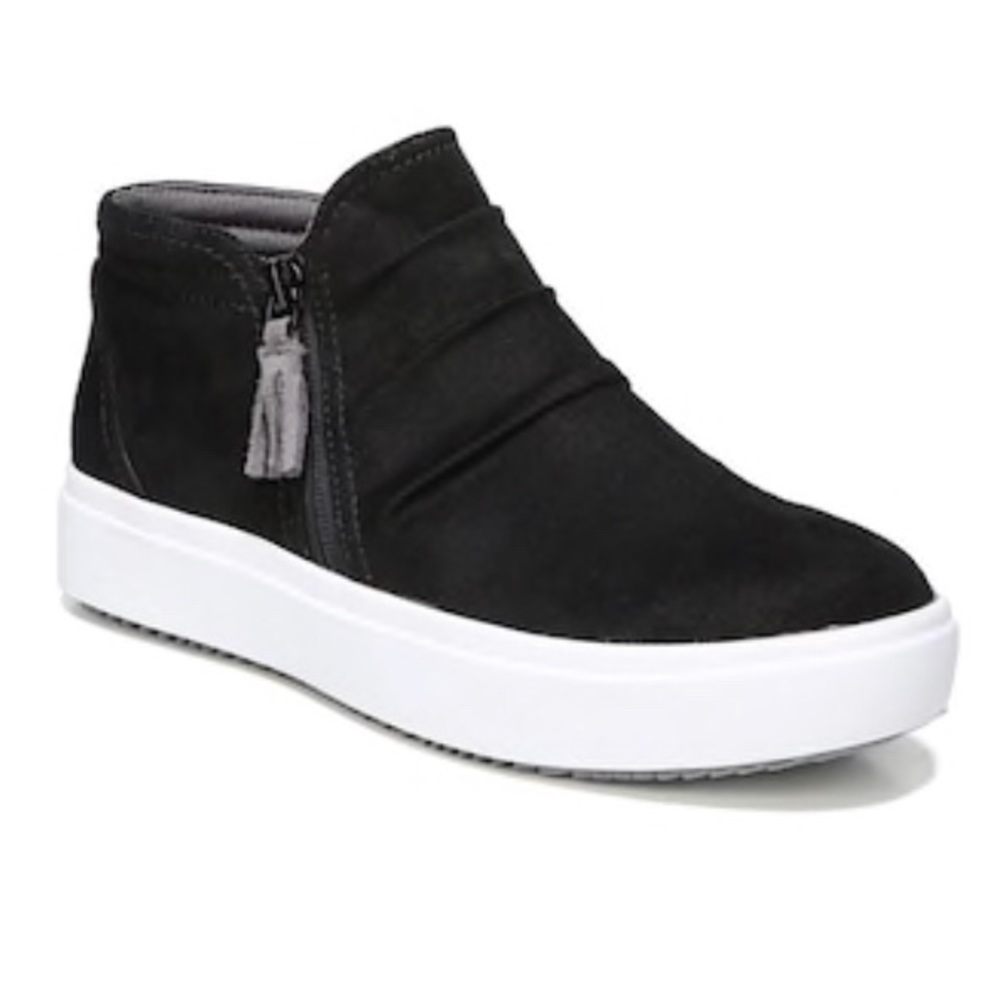 LAST CHANCE 🌠 Dr. Scholl’s Be Wandered Sneakers